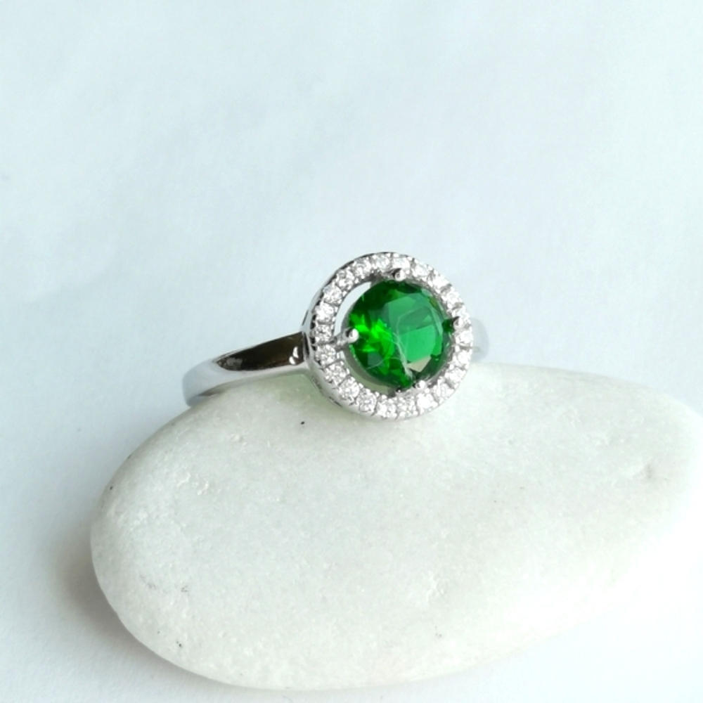 Lab Created Emerald CZ Halo Ring size 6